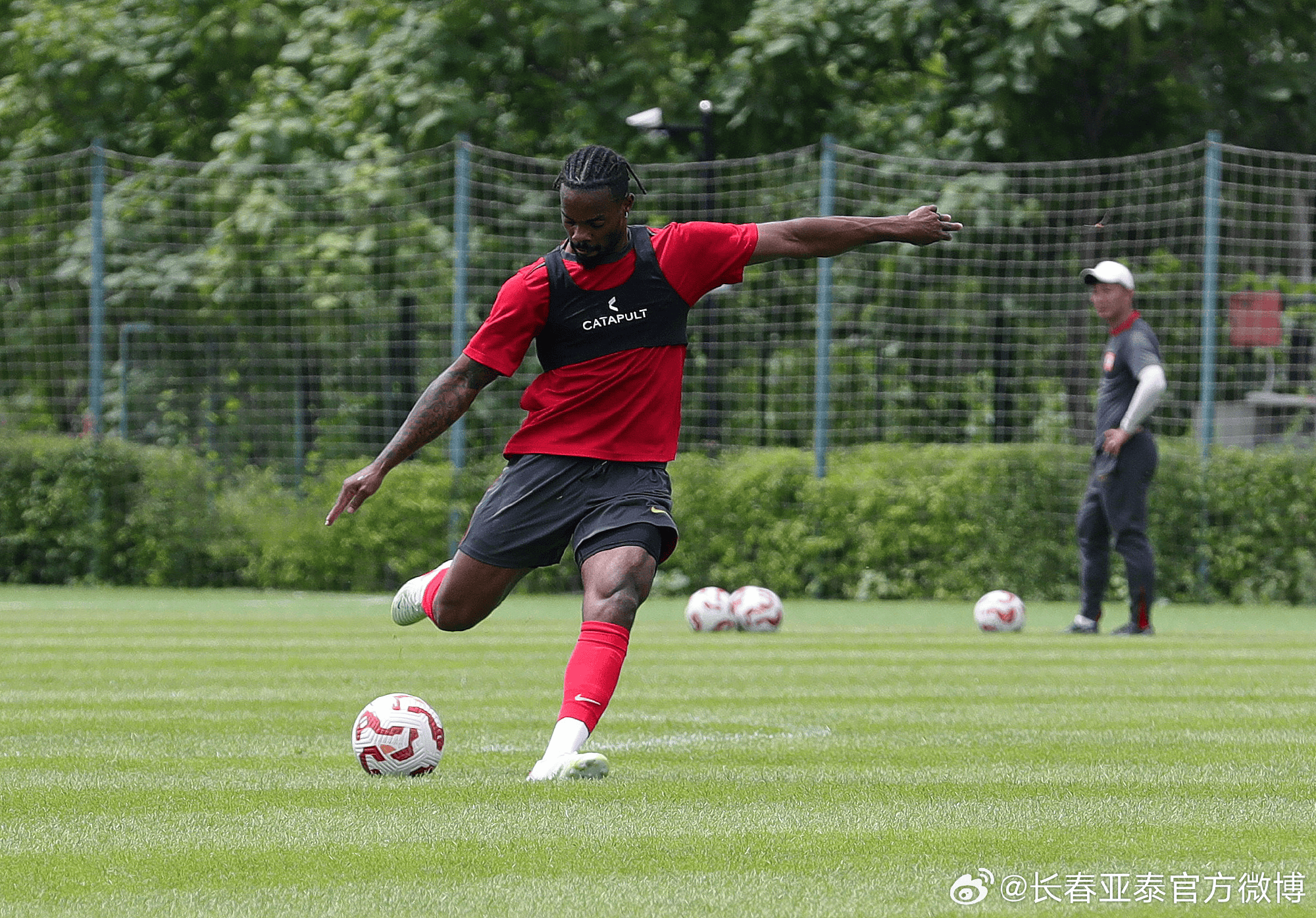 武汉的高温, entit, 据长春亚泰 武汉的高温, entit, 据长春亚泰