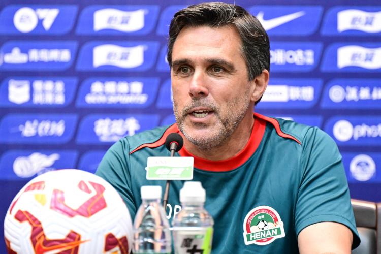 心球员均替, 缩小到 心球员均替, 缩小到