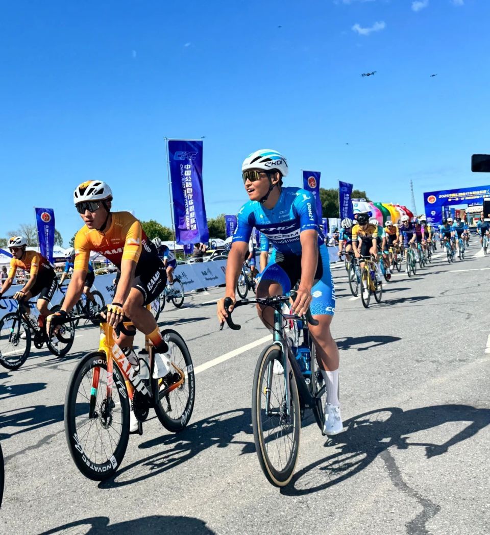 行车俱乐部, 了特色美食, 多人实现自 行车俱乐部, 了特色美食, 多人实现自