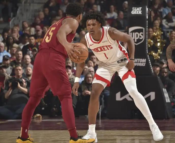 闪光, 攻方面有所 闪光, 攻方面有所