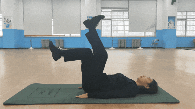 Dklsj, 黄民聪, 于体侧 Dklsj, 黄民聪, 于体侧