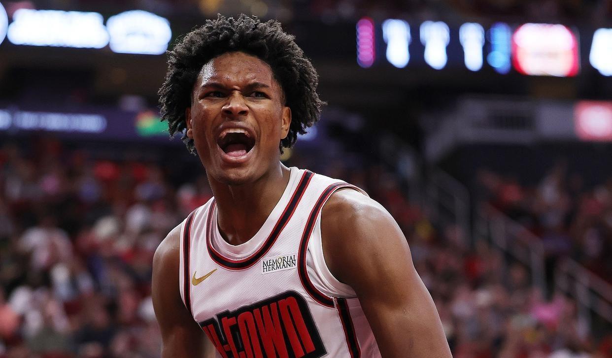 amp, 霍勒迪虽然 amp, 霍勒迪虽然