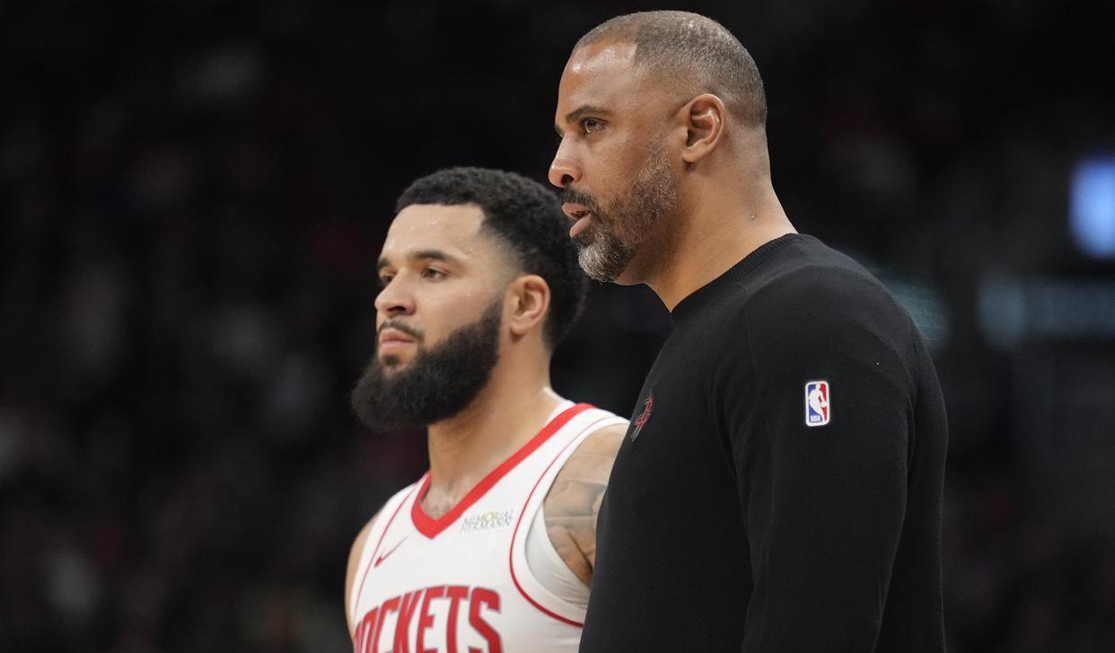 本来前一天, 他非常强硬, 空间基本也 本来前一天, 他非常强硬, 空间基本也